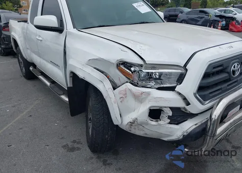2016 Toyota Tacoma Access Cab/Sr/Sr5 z USA, uszkodzony, nr VIN 5TFRX5GN1GX061246